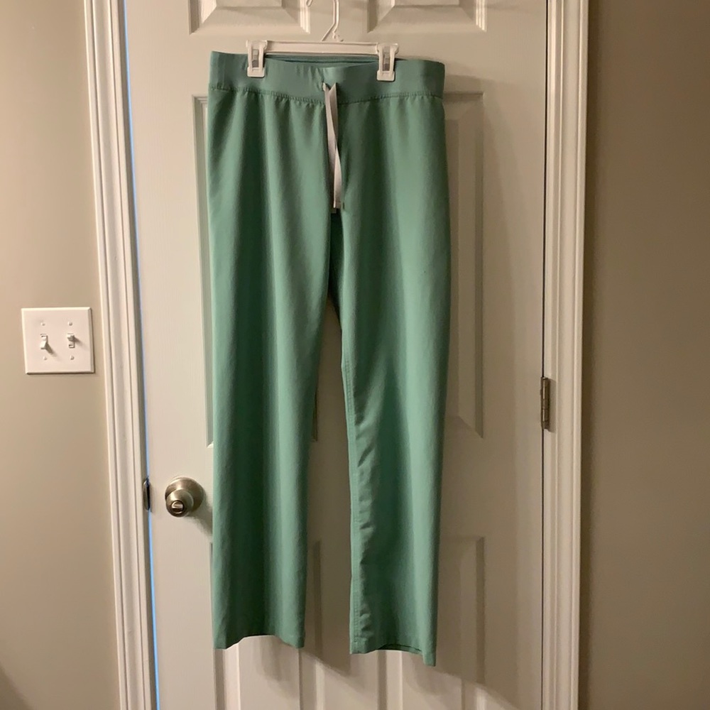 Discontinued color. Worn twice.